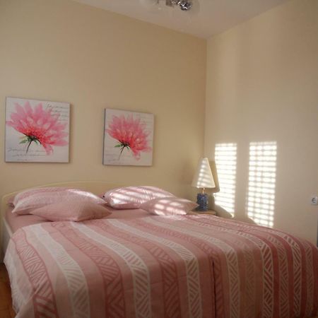 Apartments Mihalic I Baska  Ngoại thất bức ảnh