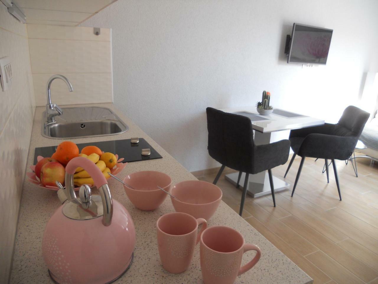 Apartments Mihalic I Baska  Ngoại thất bức ảnh