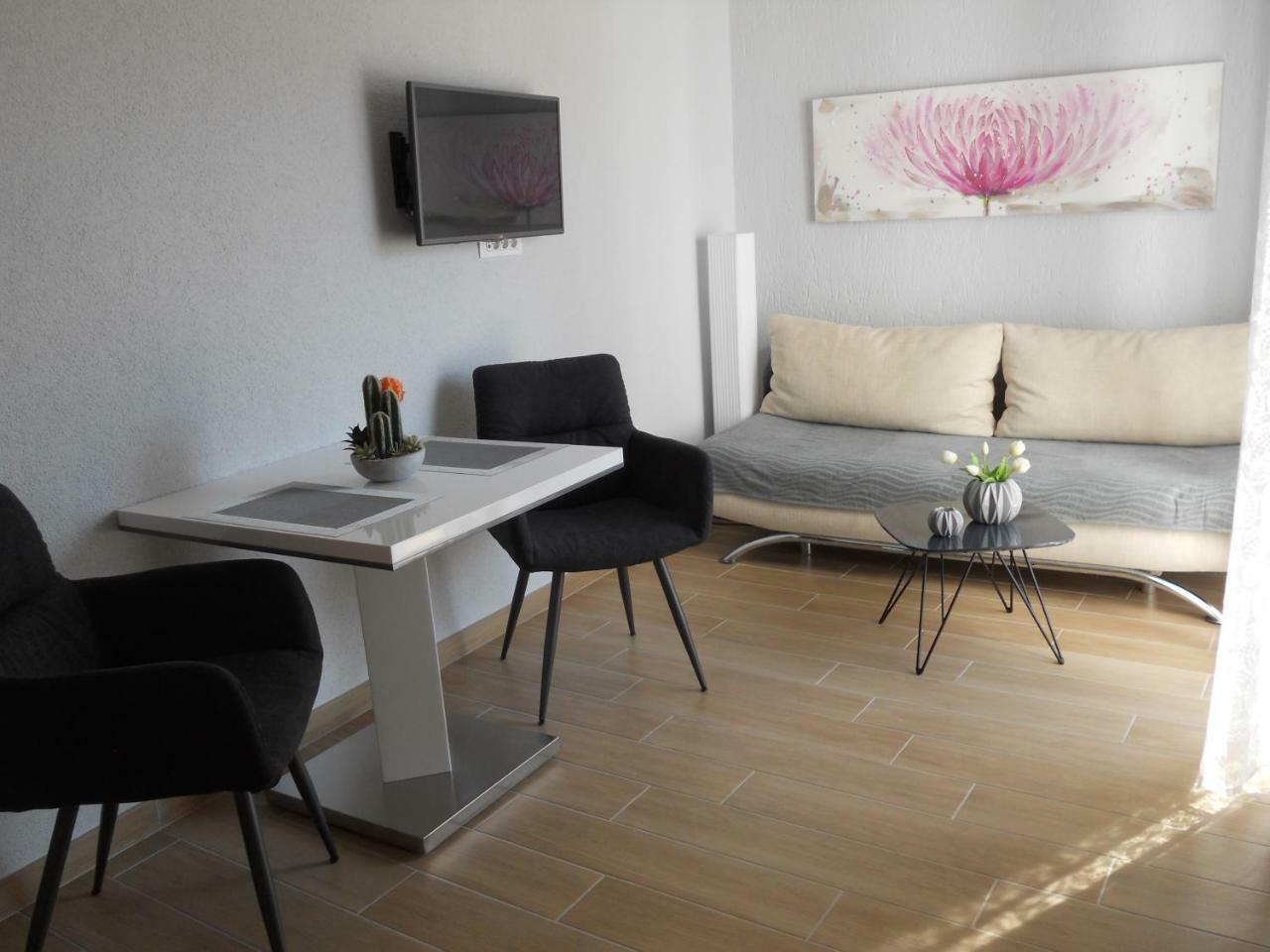 Apartments Mihalic I Baska  Ngoại thất bức ảnh